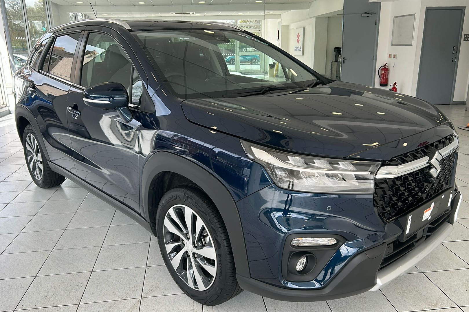 Main listing image - Suzuki S-Cross