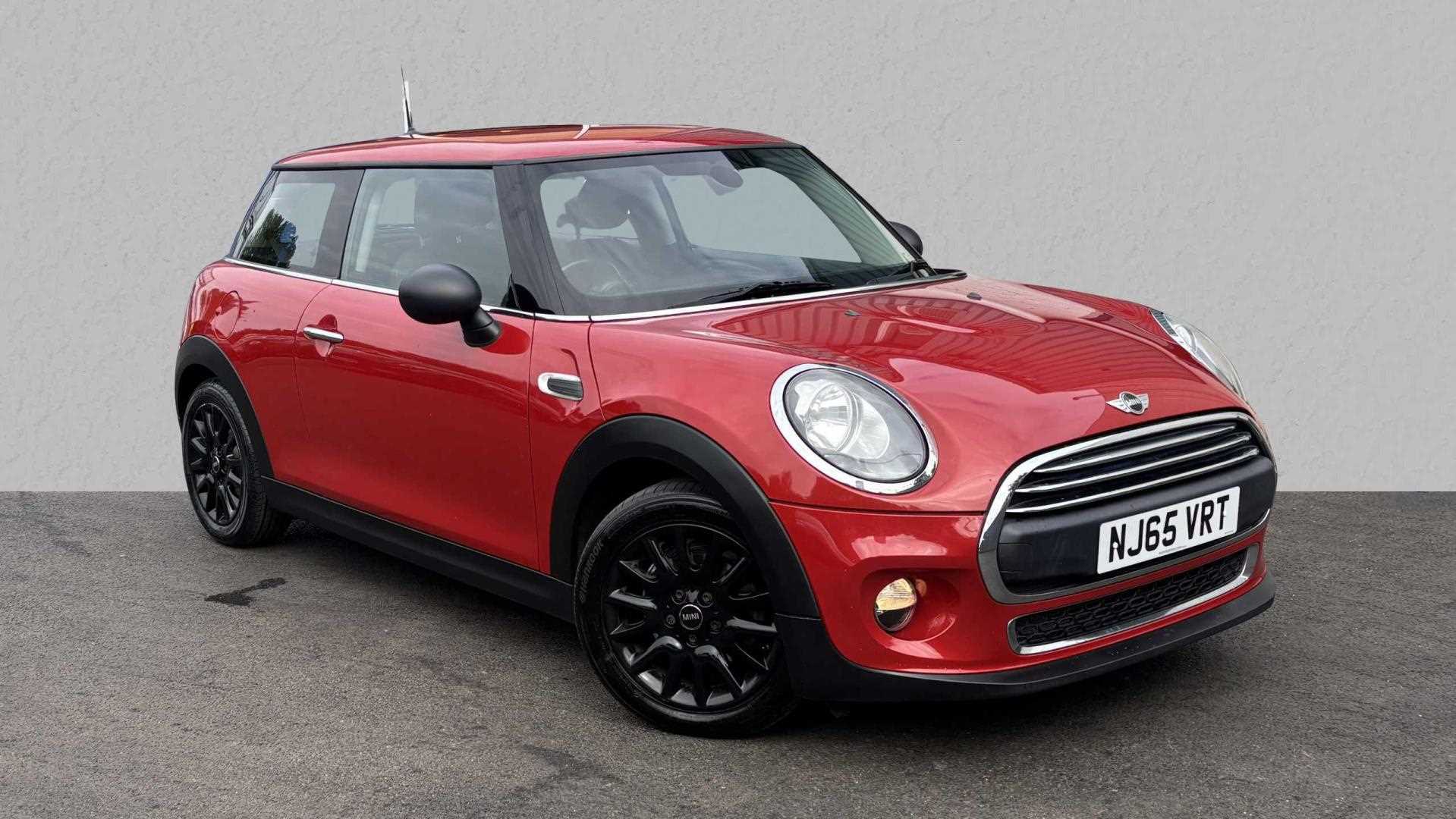 Main listing image - MINI Hatchback