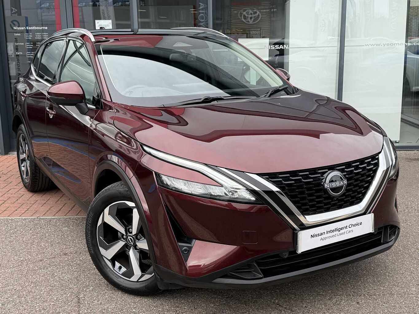 Main listing image - Nissan Qashqai