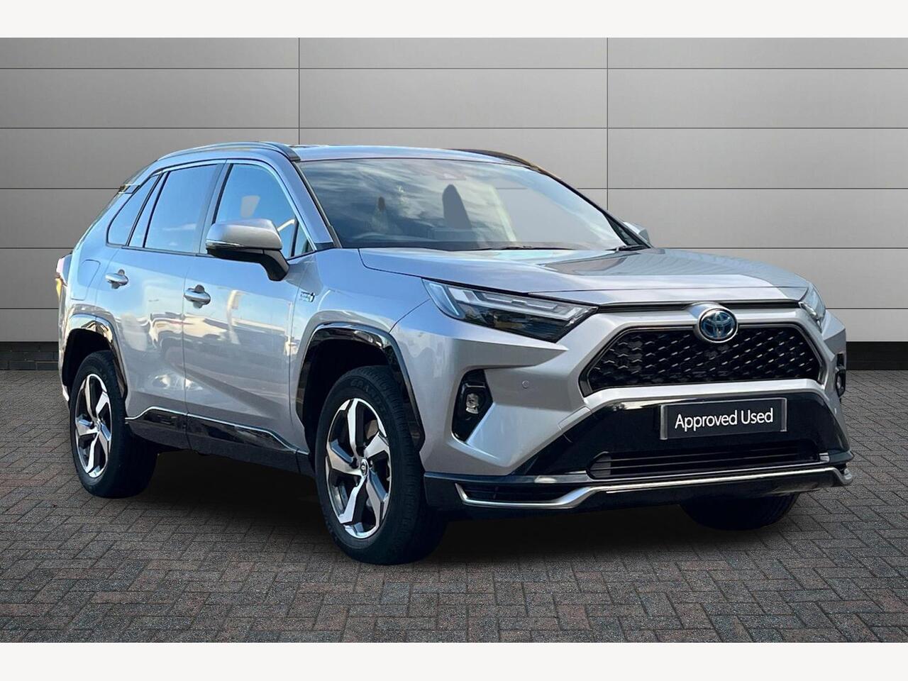 Main listing image - Toyota RAV4
