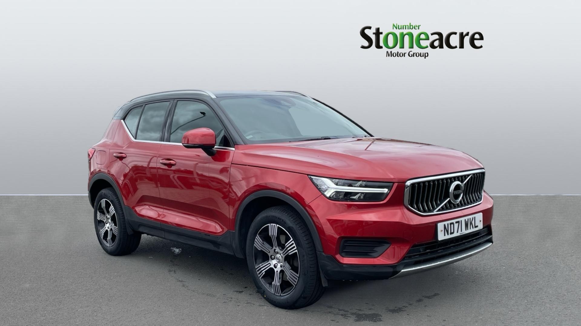 Main listing image - Volvo XC40