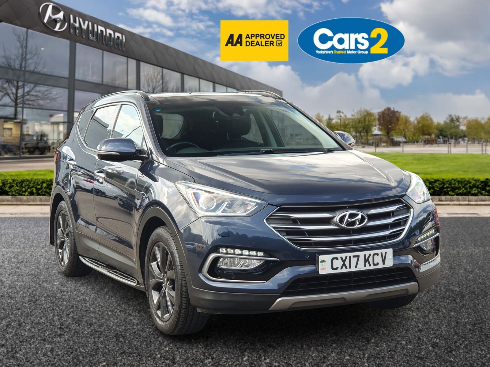Main listing image - Hyundai Santa Fe