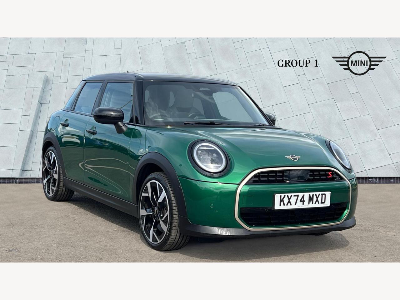 Main listing image - MINI Hatchback 5dr