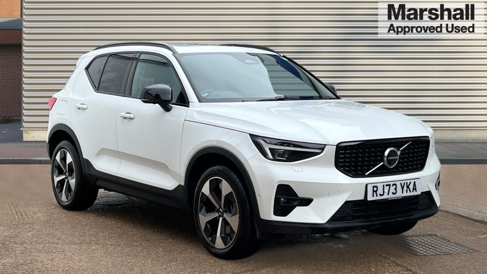 Main listing image - Volvo XC40