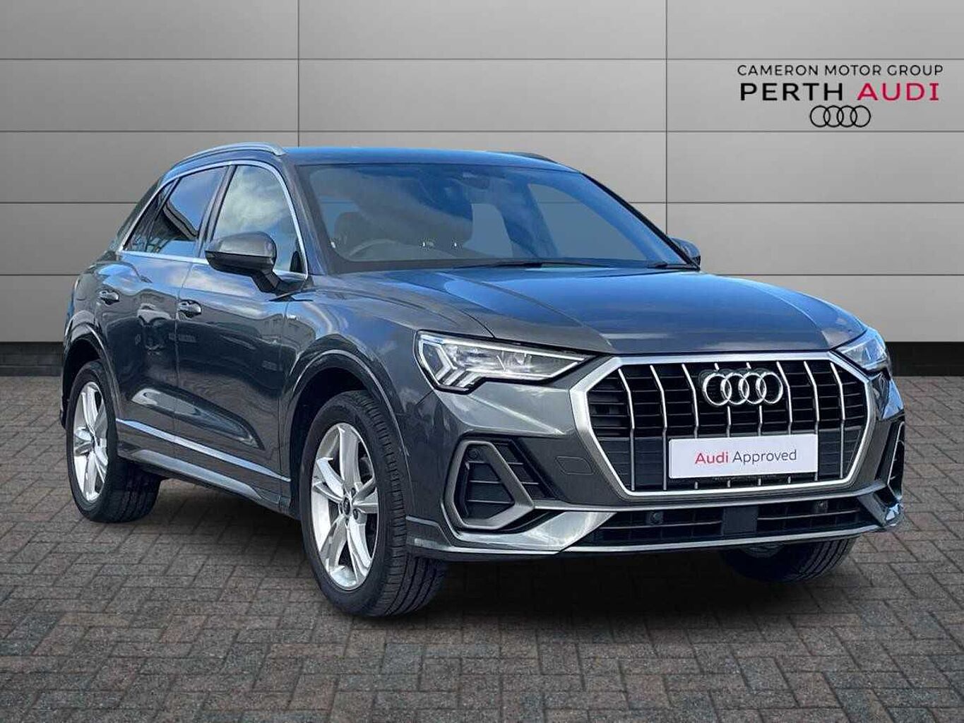 Main listing image - Audi Q3