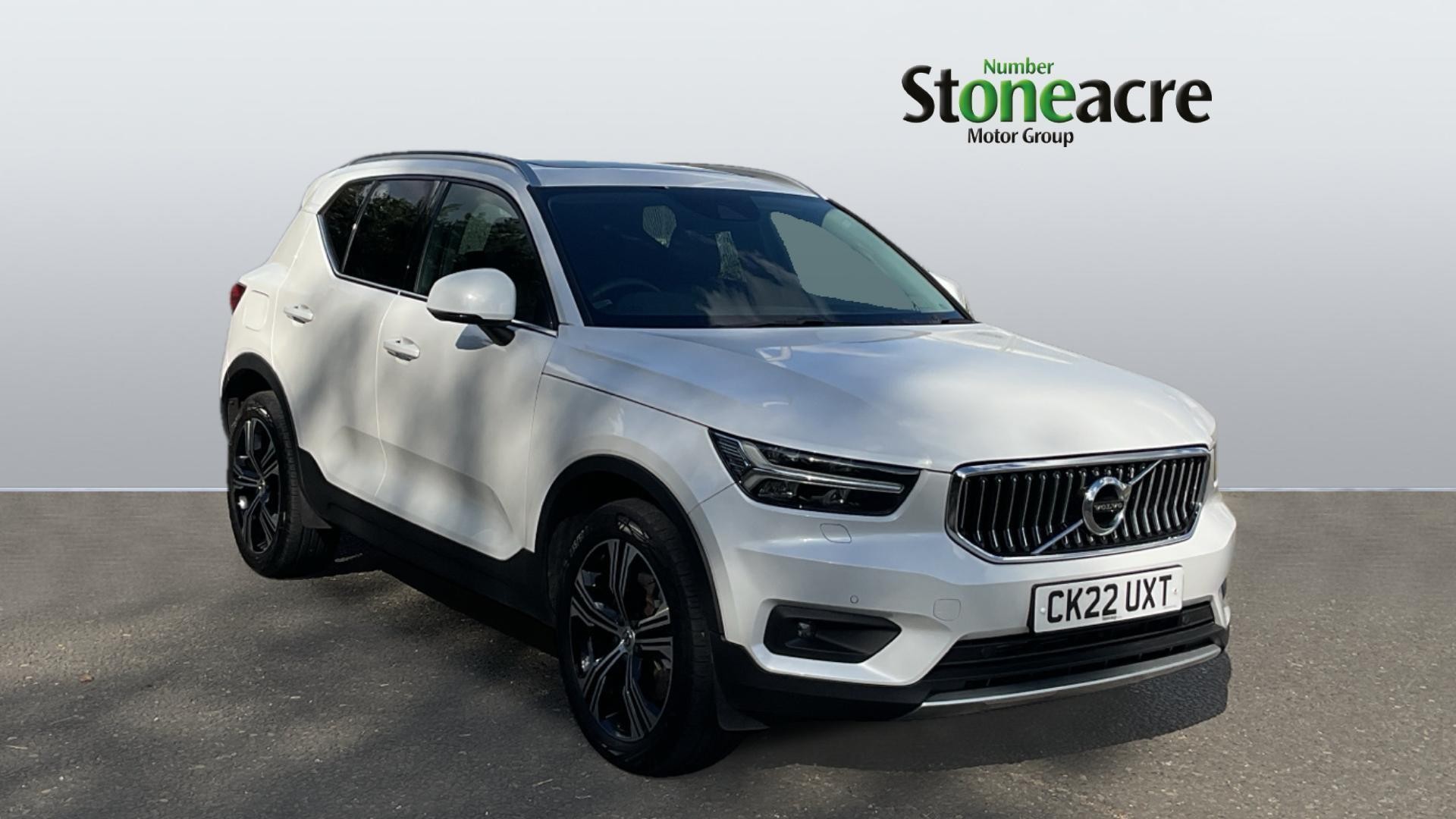 Main listing image - Volvo XC40