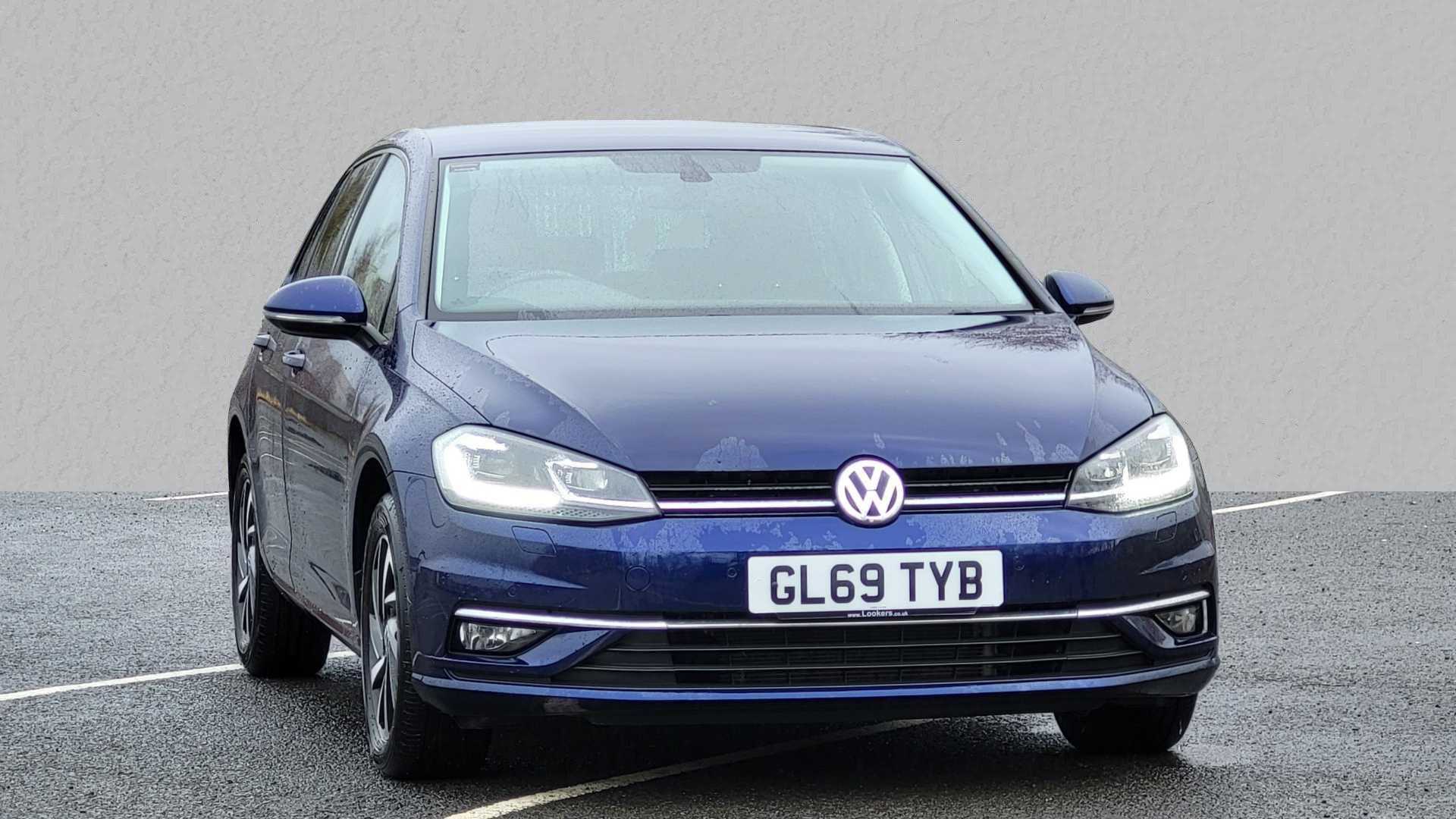 Main listing image - Volkswagen Golf