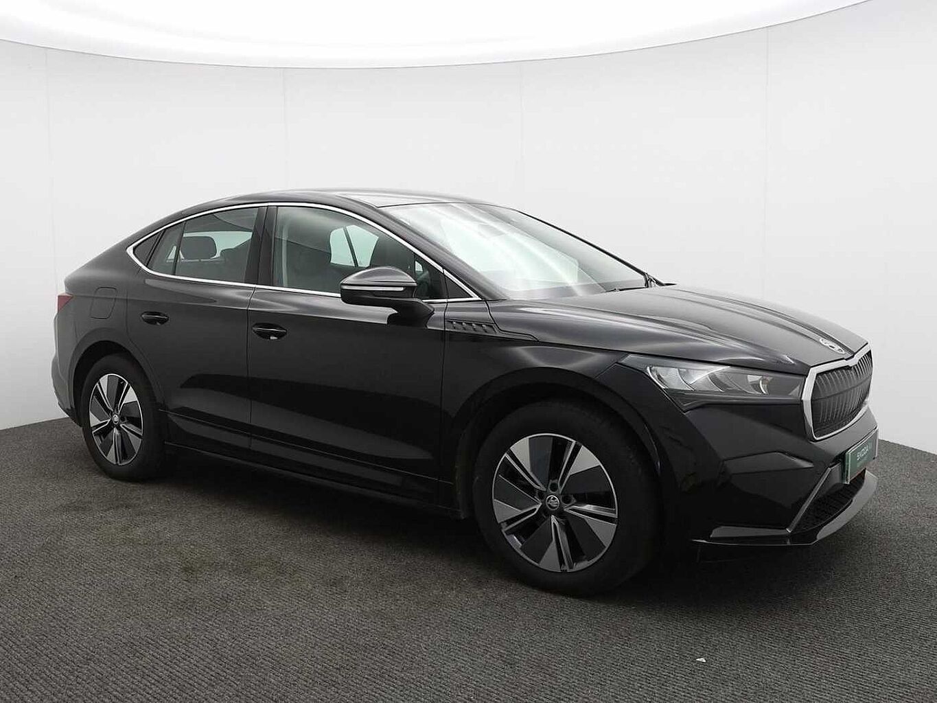 Main listing image - Skoda Enyaq