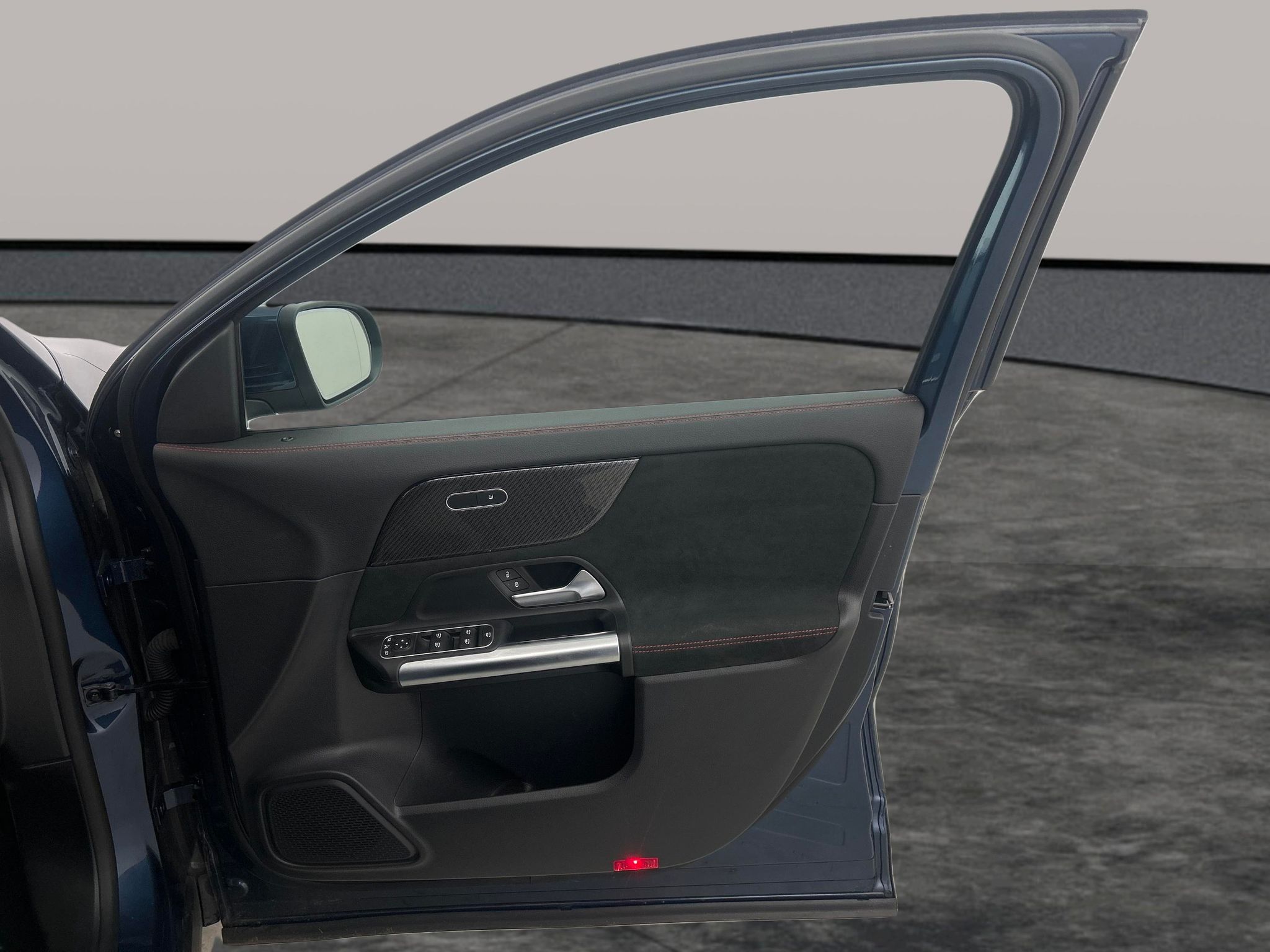 Main listing image - Mercedes-Benz GLA