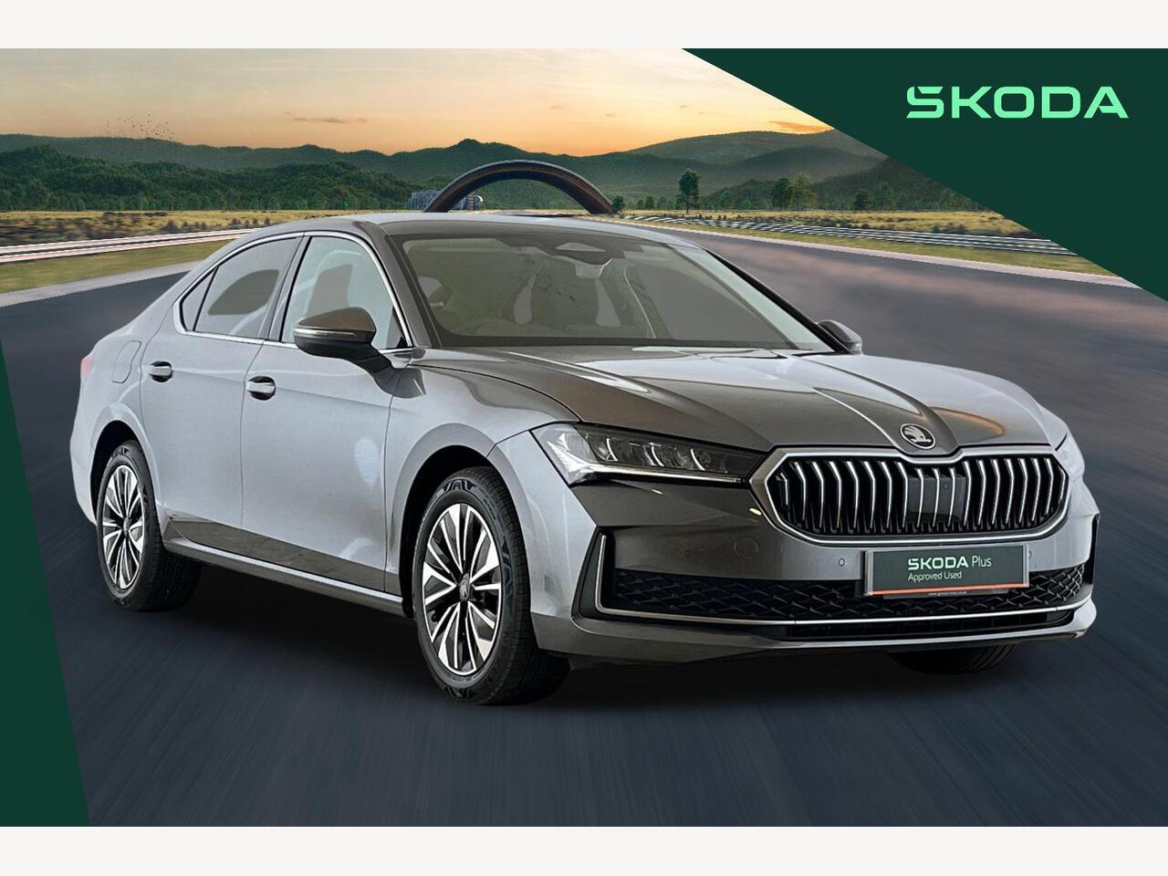 Main listing image - Skoda Superb