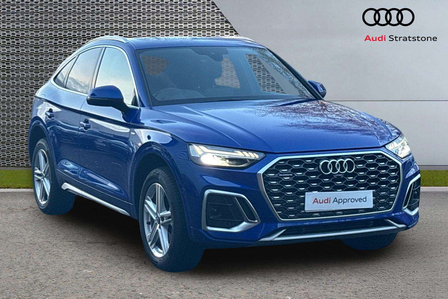 Main listing image - Audi Q5 Sportback