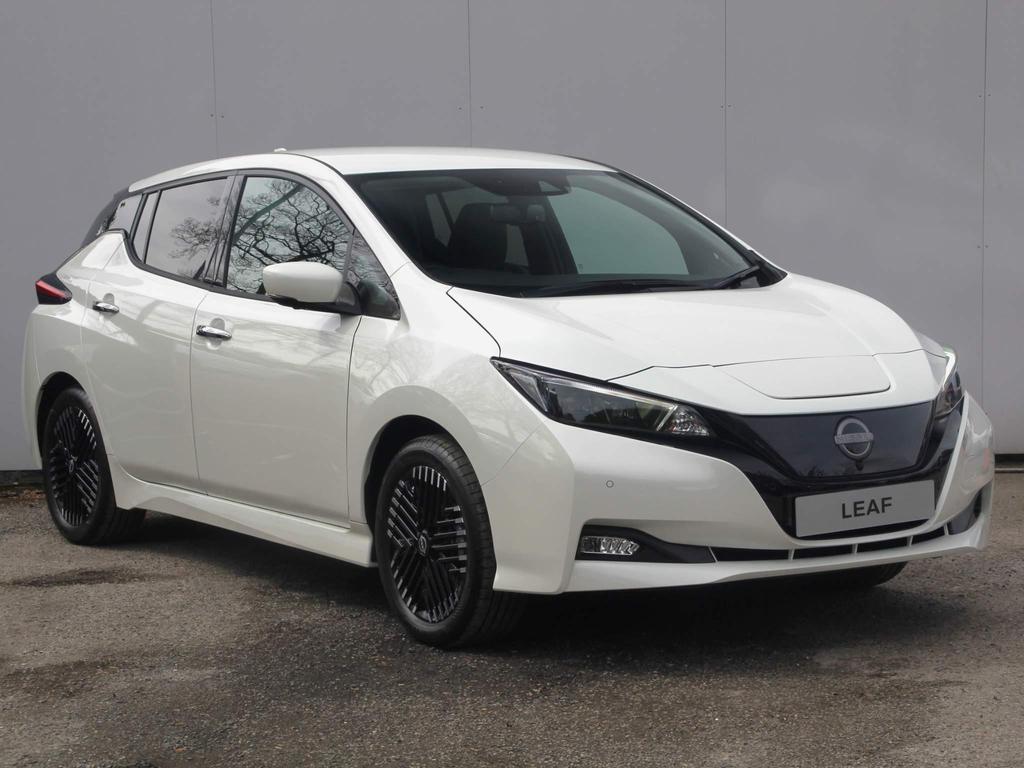 Main listing image - Nissan Leaf