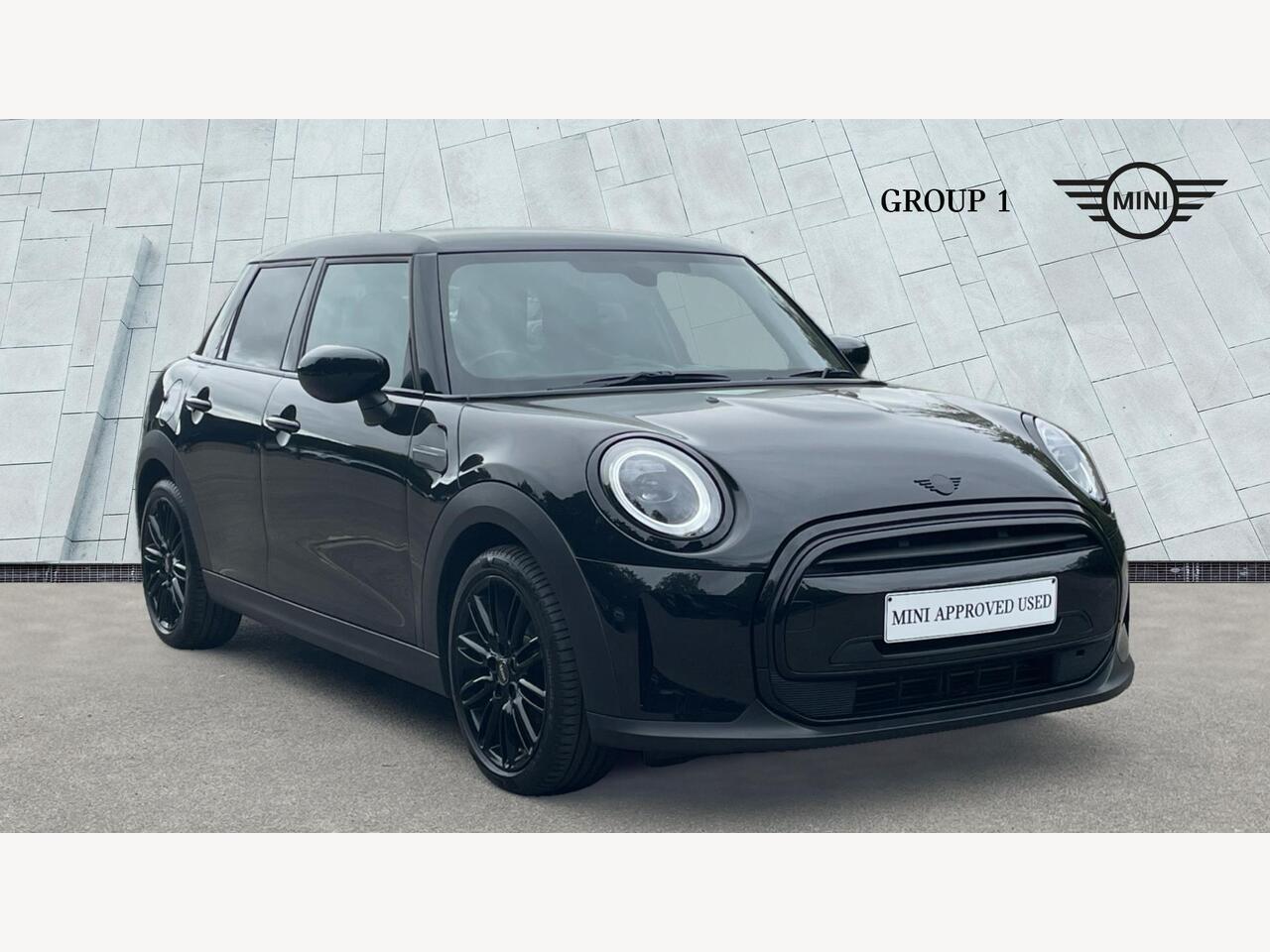 Main listing image - MINI Hatchback 5dr