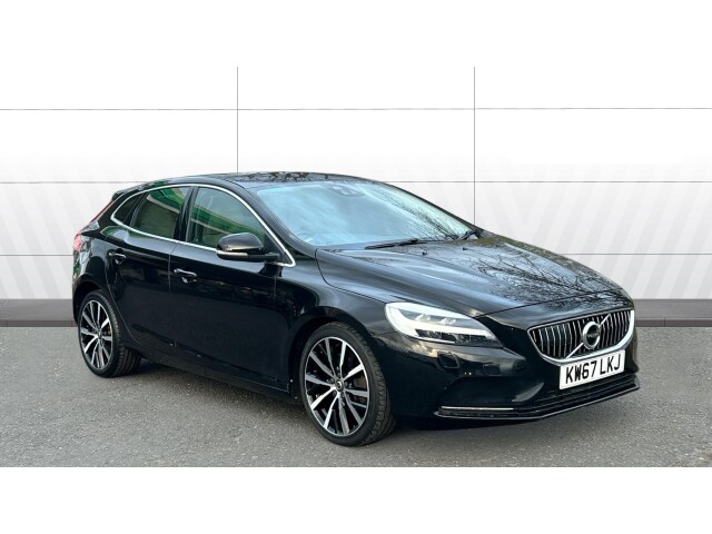 Main listing image - Volvo V40