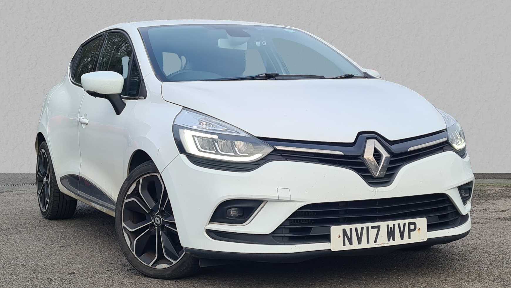 Main listing image - Renault Clio