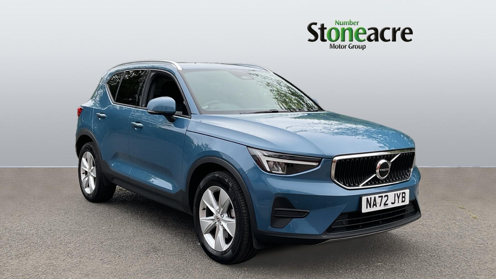 Main listing image - Volvo XC40