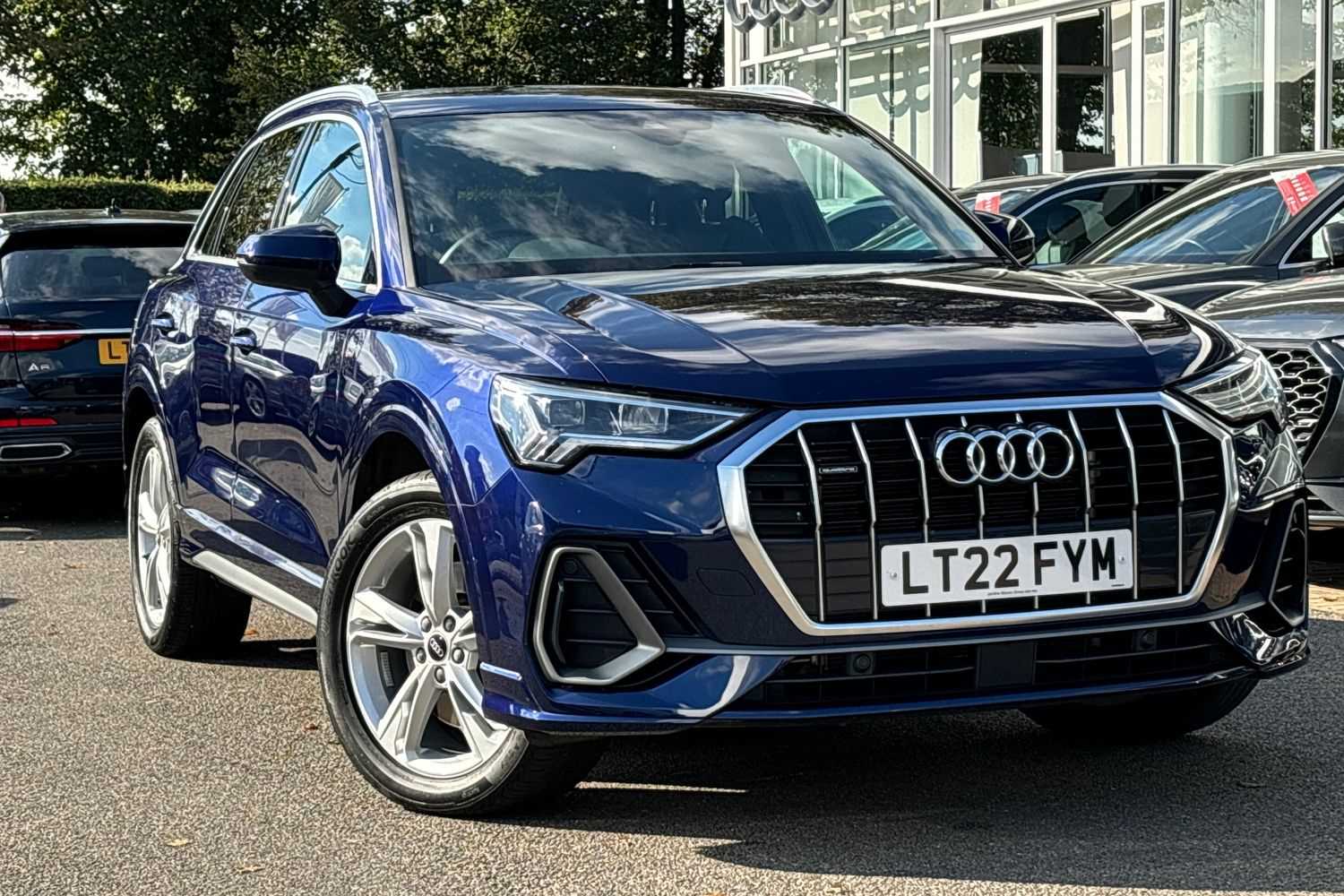 Main listing image - Audi Q3