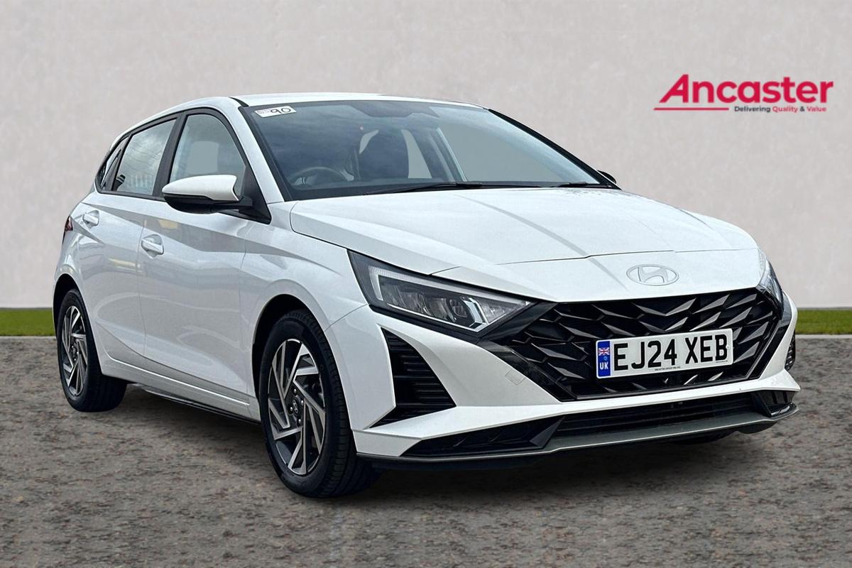 Main listing image - Hyundai i20