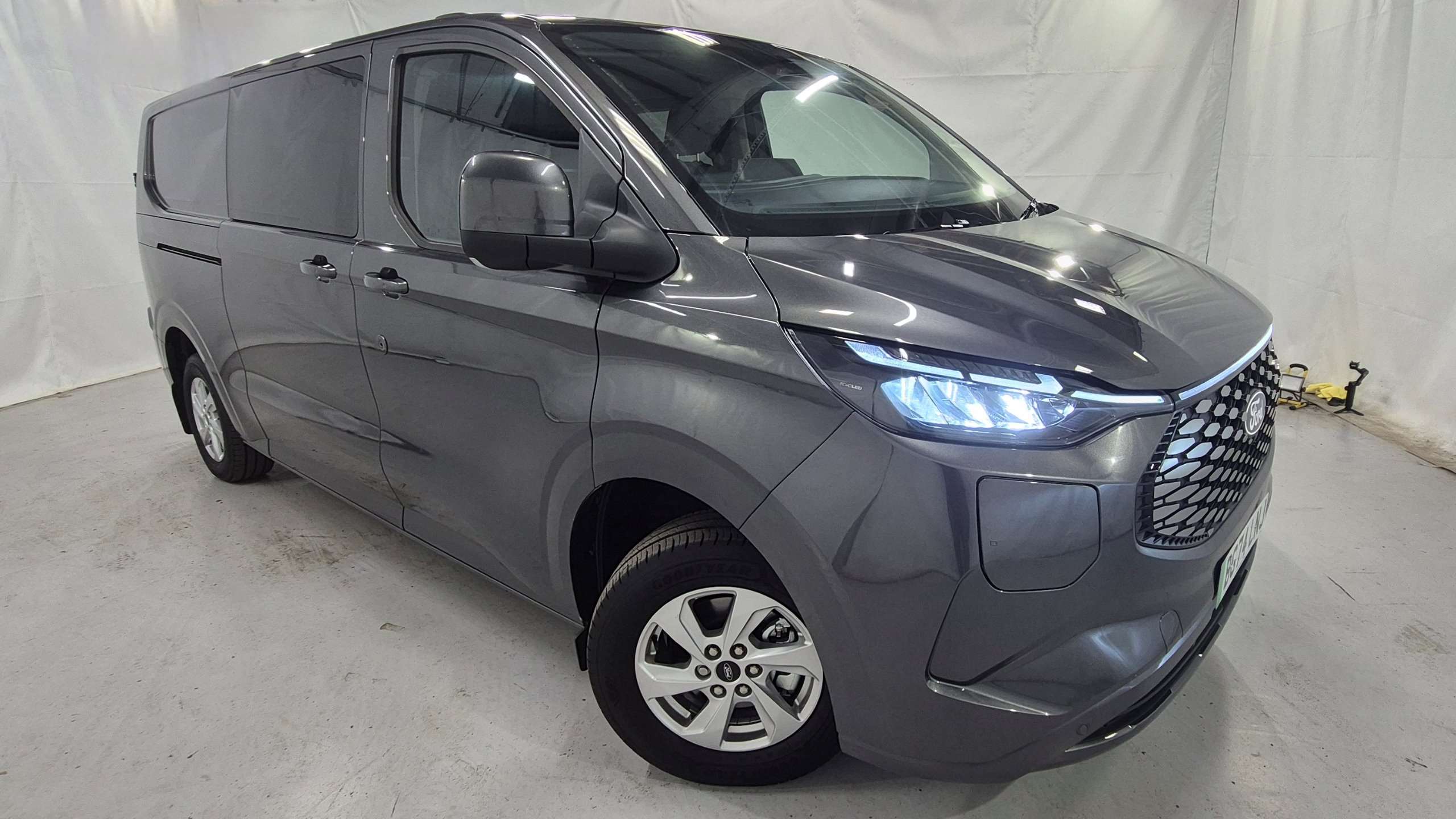 Main listing image - Ford Transit Custom