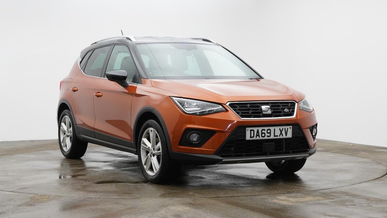 Main listing image - SEAT Arona