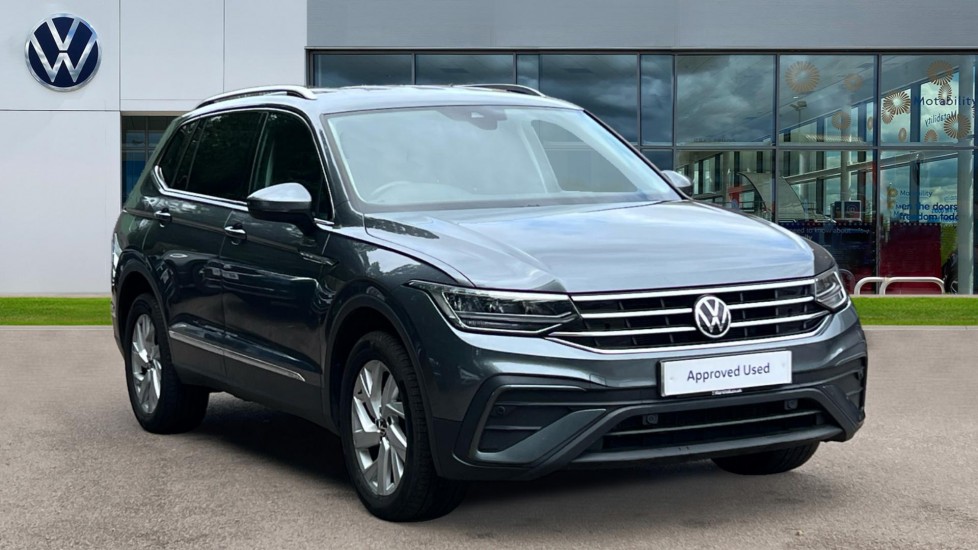 Main listing image - Volkswagen Tiguan Allspace