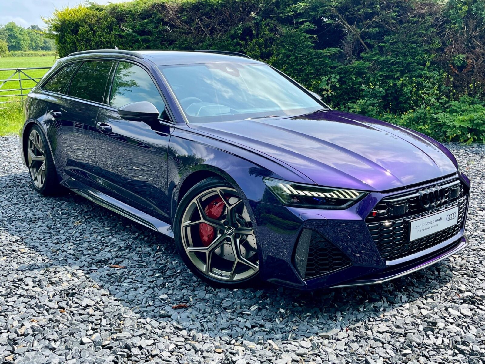Main listing image - Audi RS6