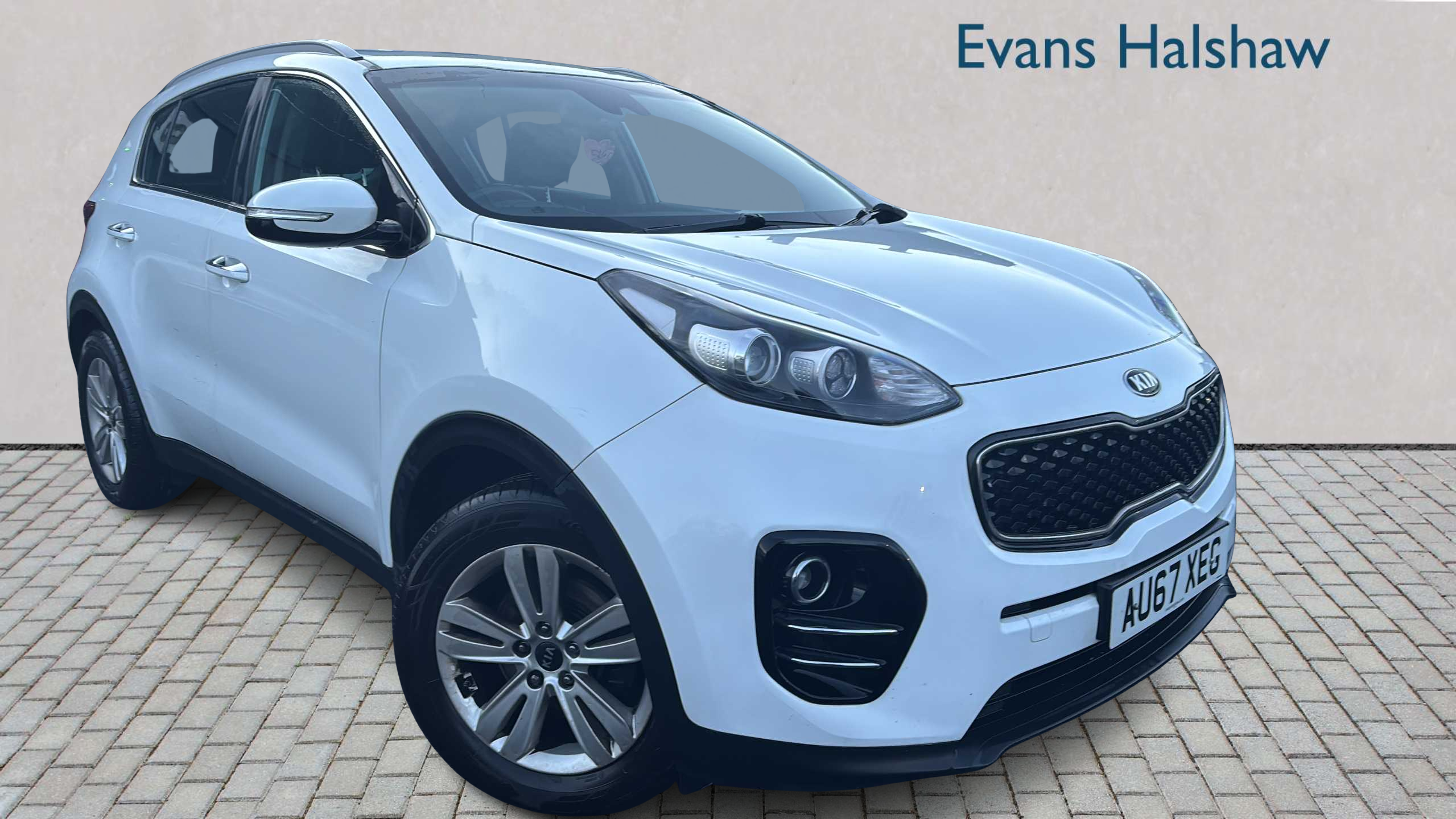 Main listing image - Kia Sportage