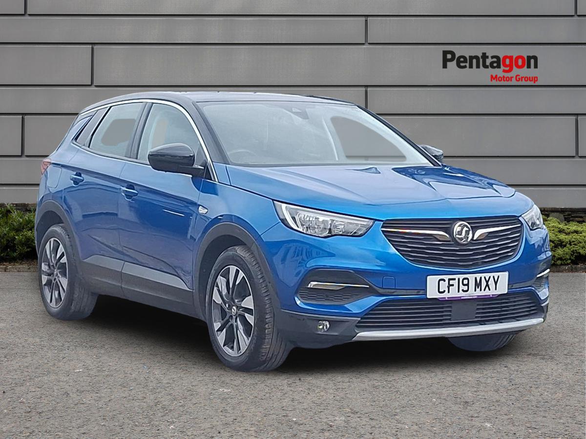 Main listing image - Vauxhall Grandland X