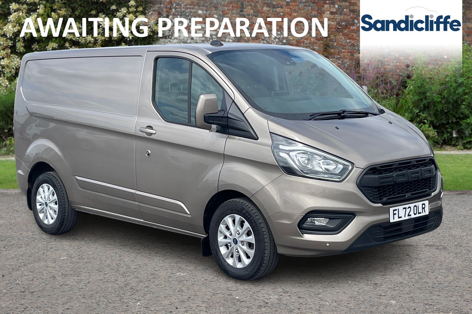 Main listing image - Ford Transit Custom