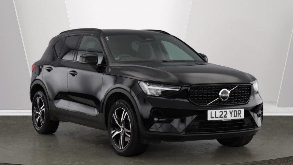 Main listing image - Volvo XC40
