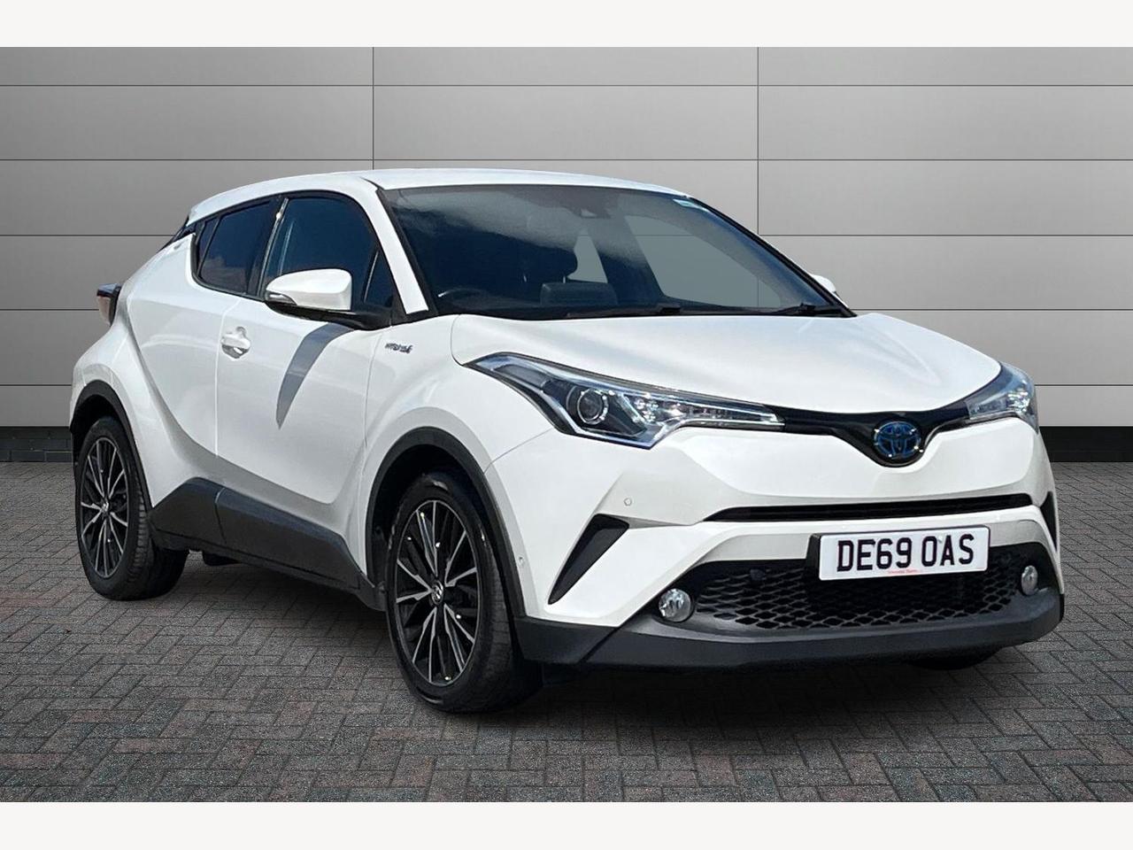 Main listing image - Toyota C-HR