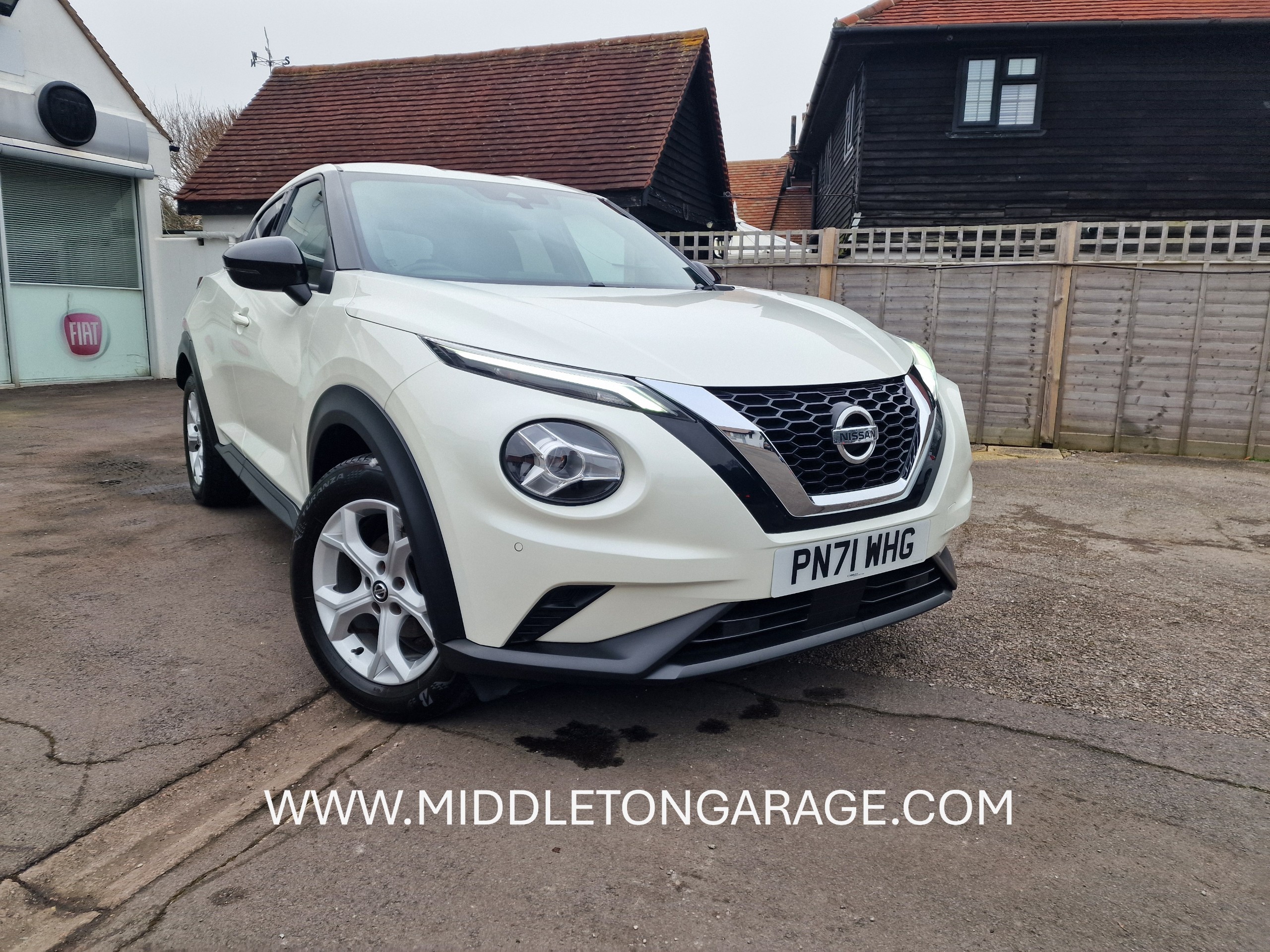 Main listing image - Nissan Juke