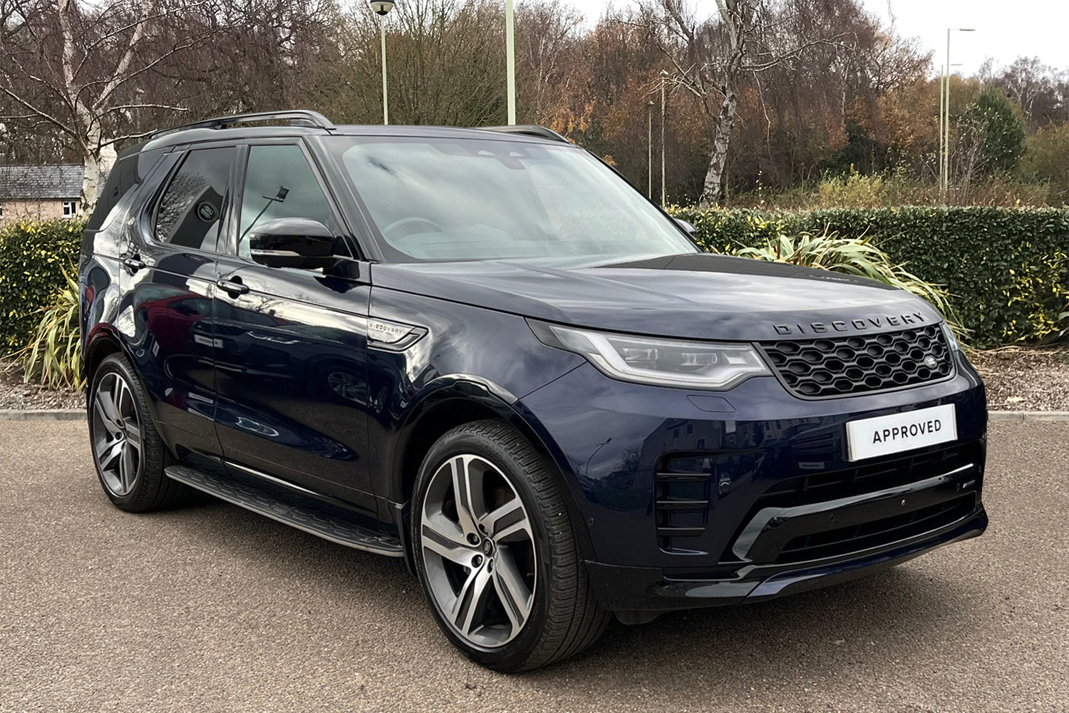 Main listing image - Land Rover Discovery