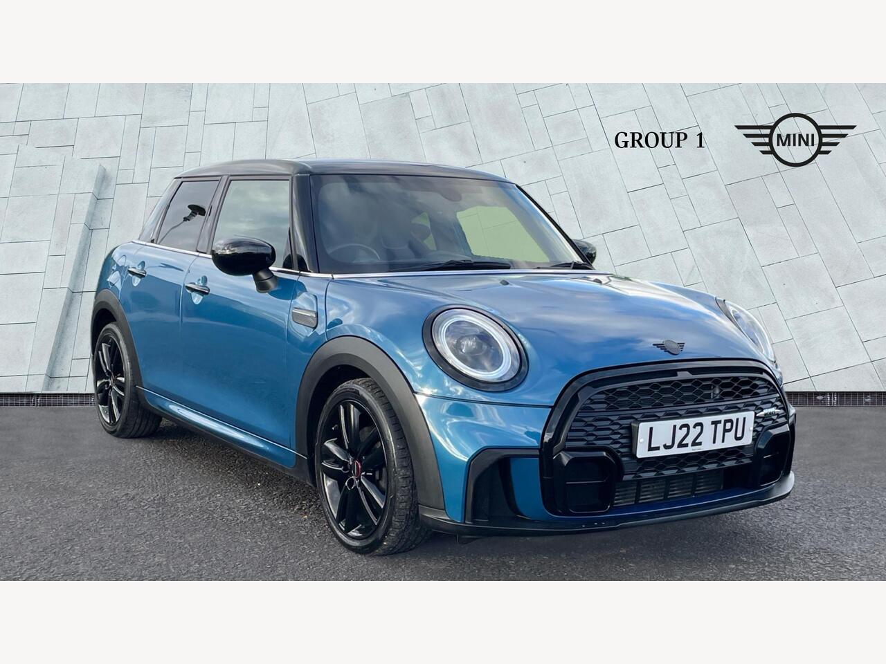 Main listing image - MINI Hatchback 5dr
