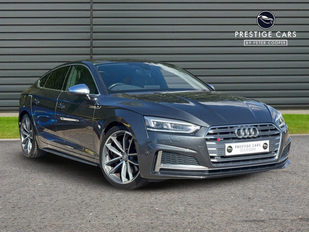 Main listing image - Audi S5