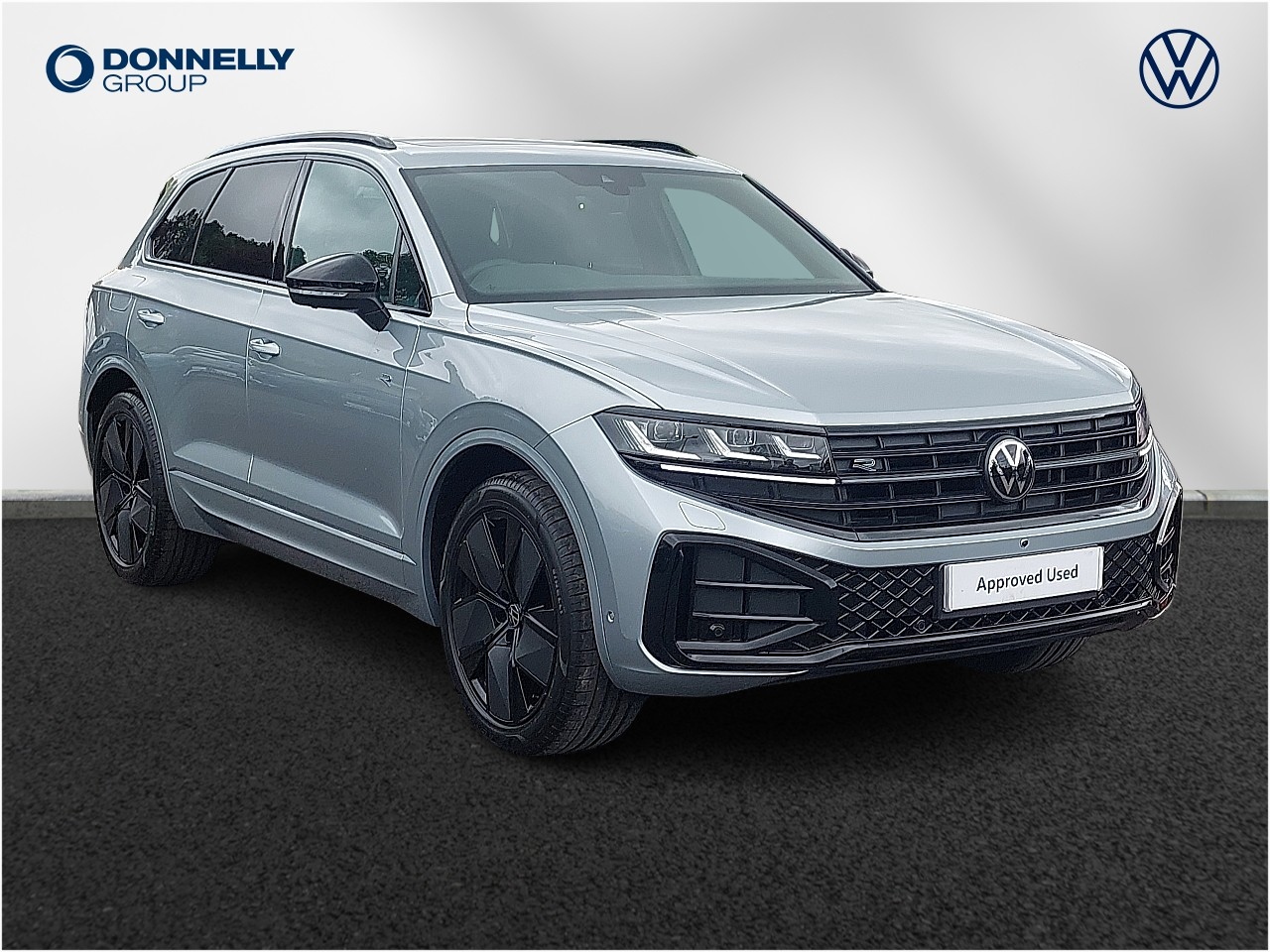 Main listing image - Volkswagen Touareg