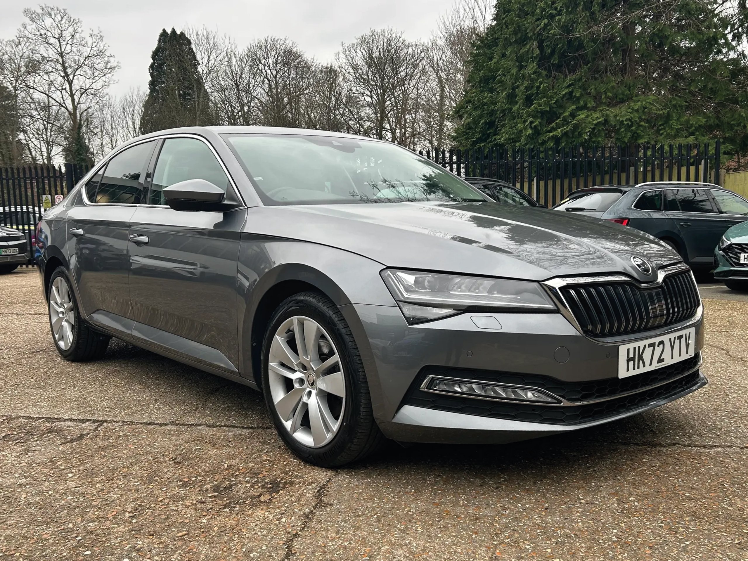 Main listing image - Skoda Superb