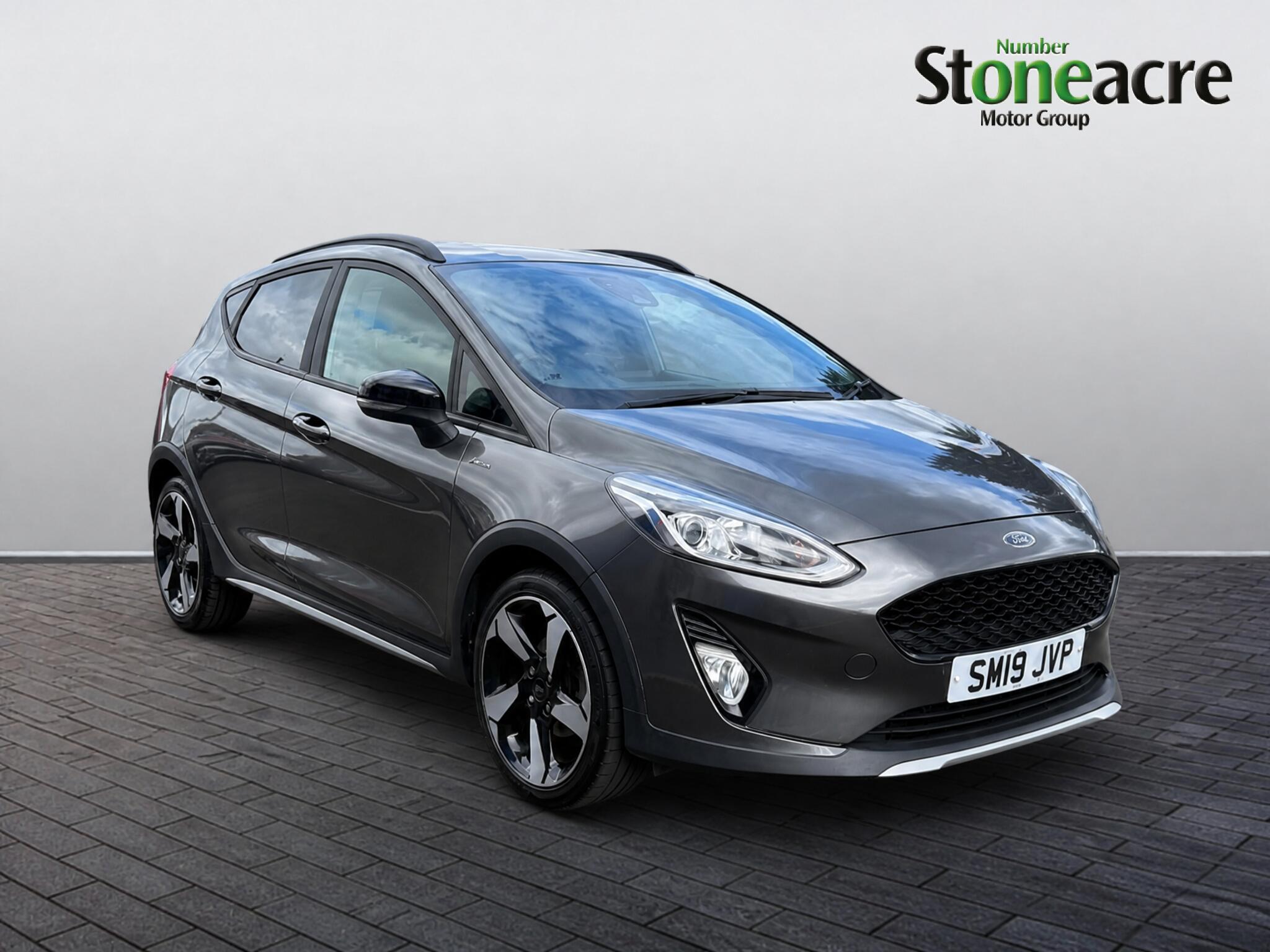Main listing image - Ford Fiesta