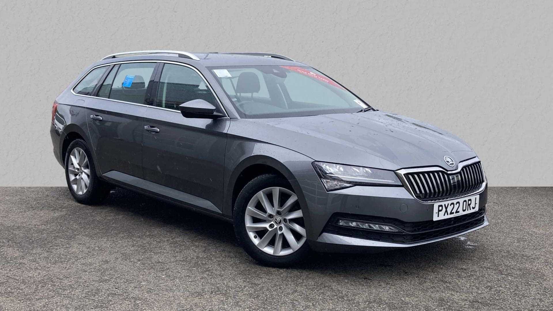 Main listing image - Skoda Superb Estate