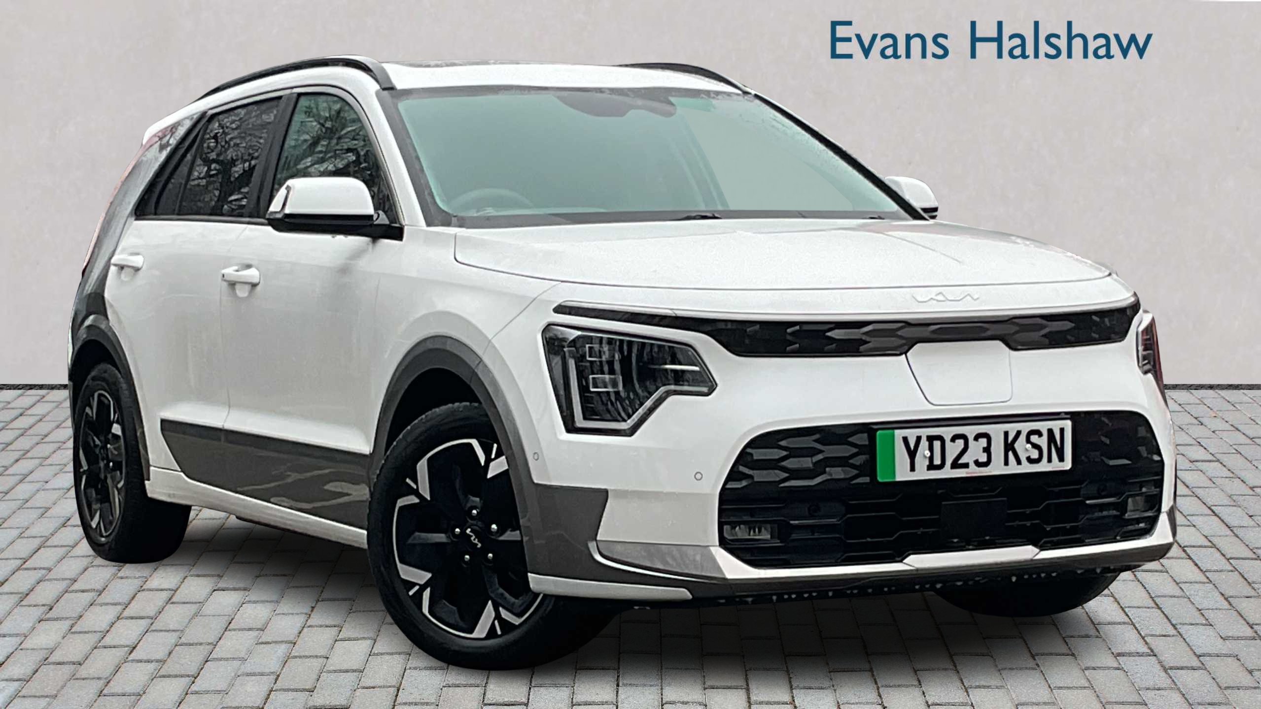 Main listing image - Kia Niro