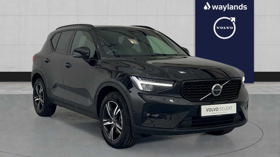 Main listing image - Volvo XC40