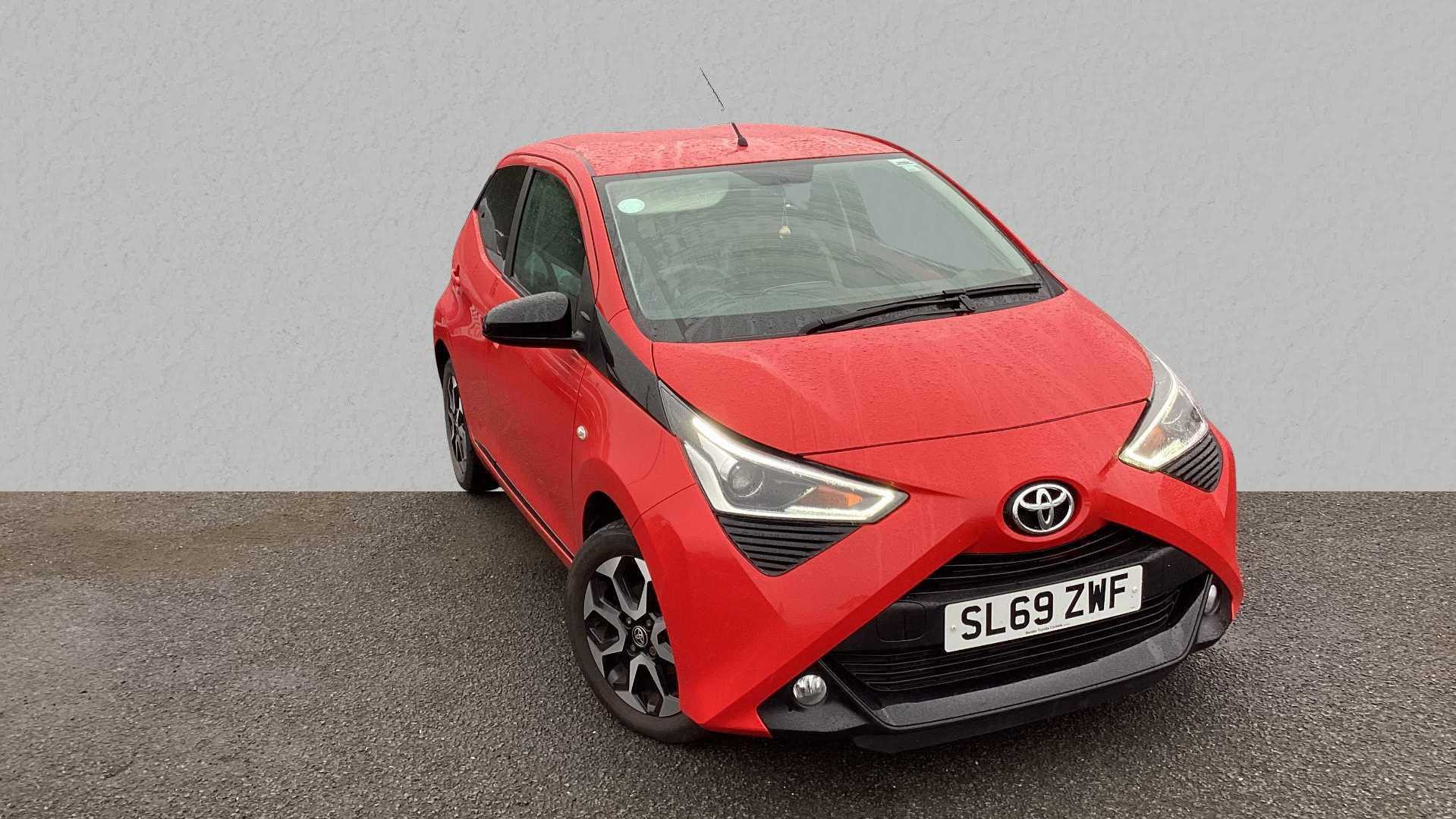 Main listing image - Toyota Aygo