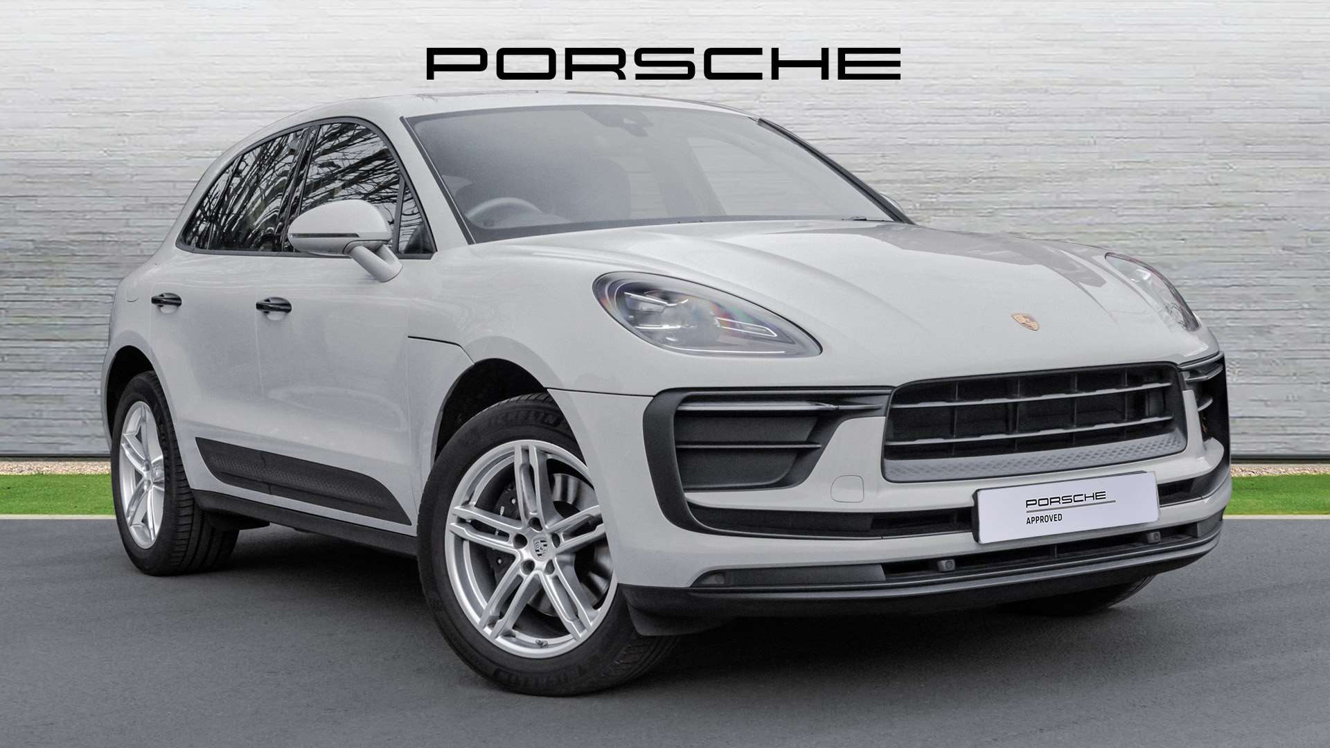 Main listing image - Porsche Macan