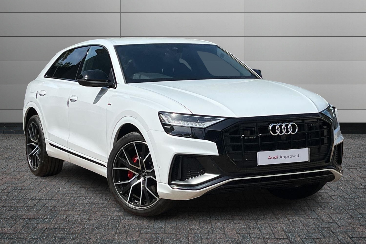 Main listing image - Audi Q8