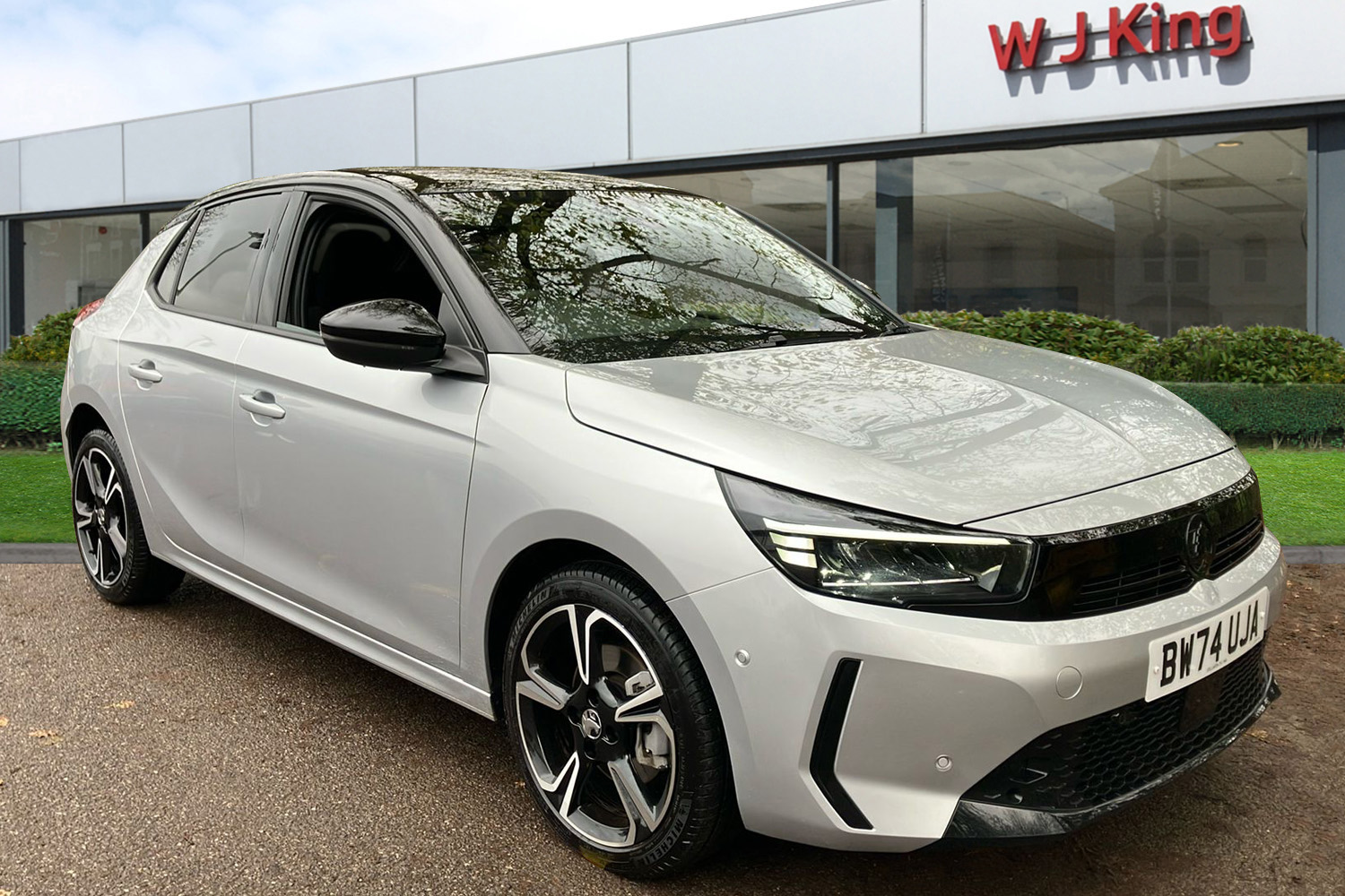 Main listing image - Vauxhall Corsa