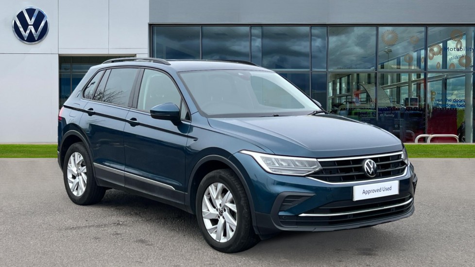 Main listing image - Volkswagen Tiguan