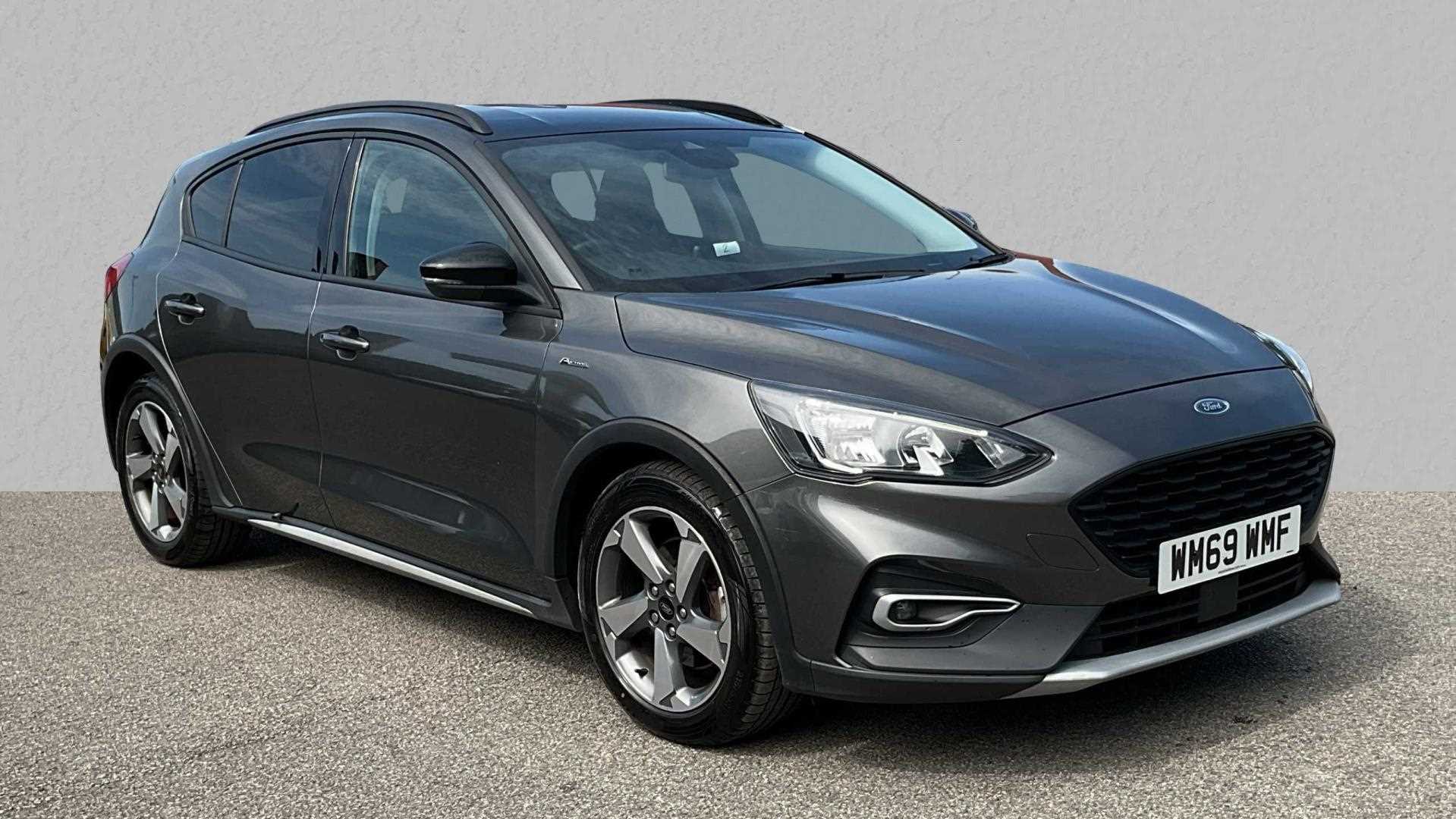 Main listing image - Ford Focus Active