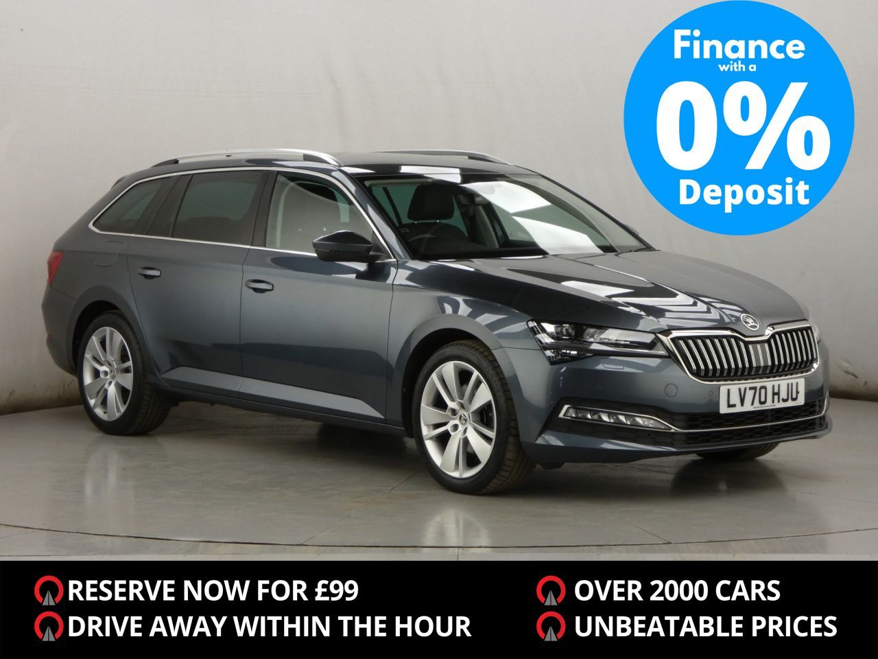 Main listing image - Skoda Superb Estate