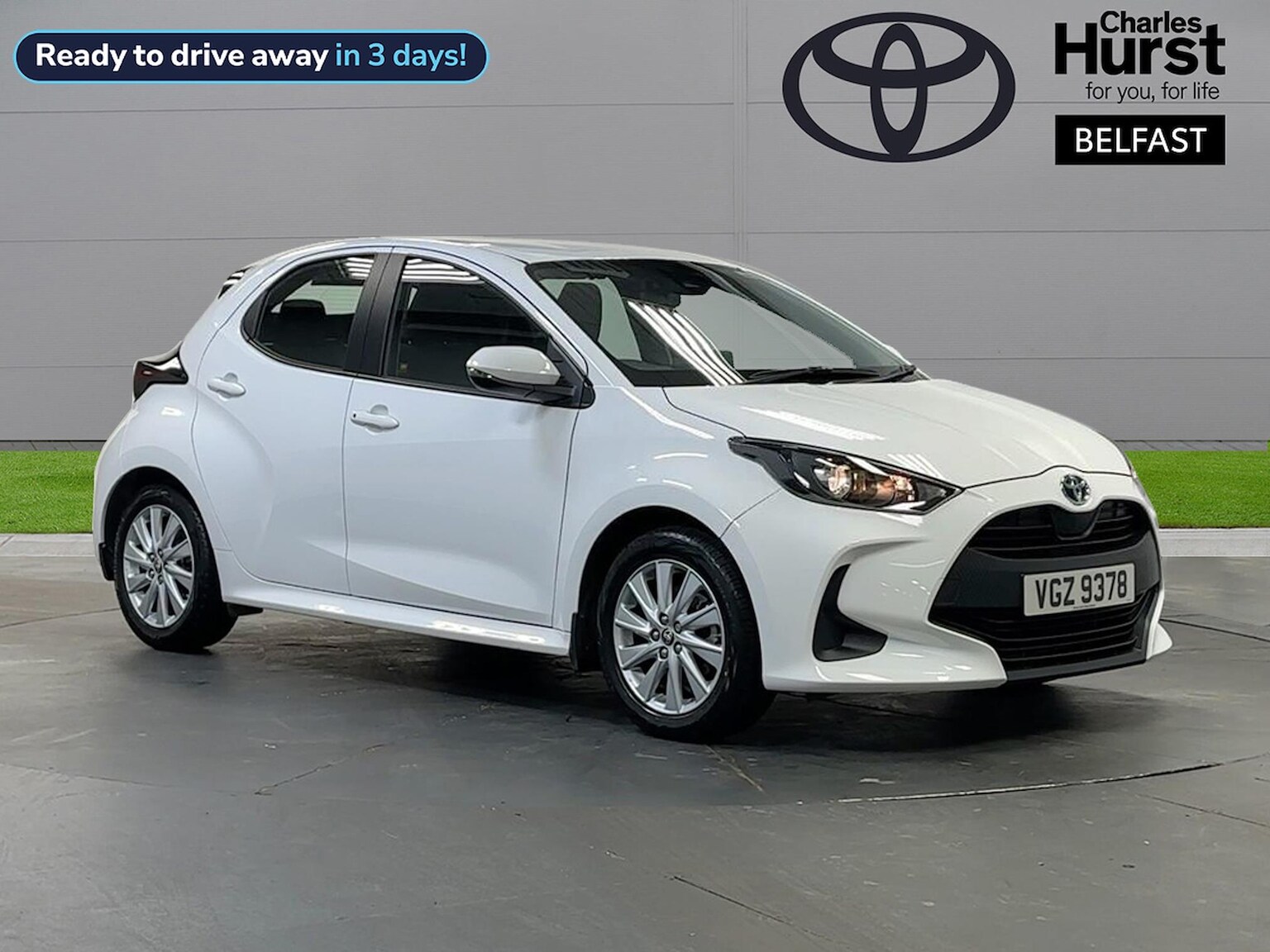 Main listing image - Toyota Yaris