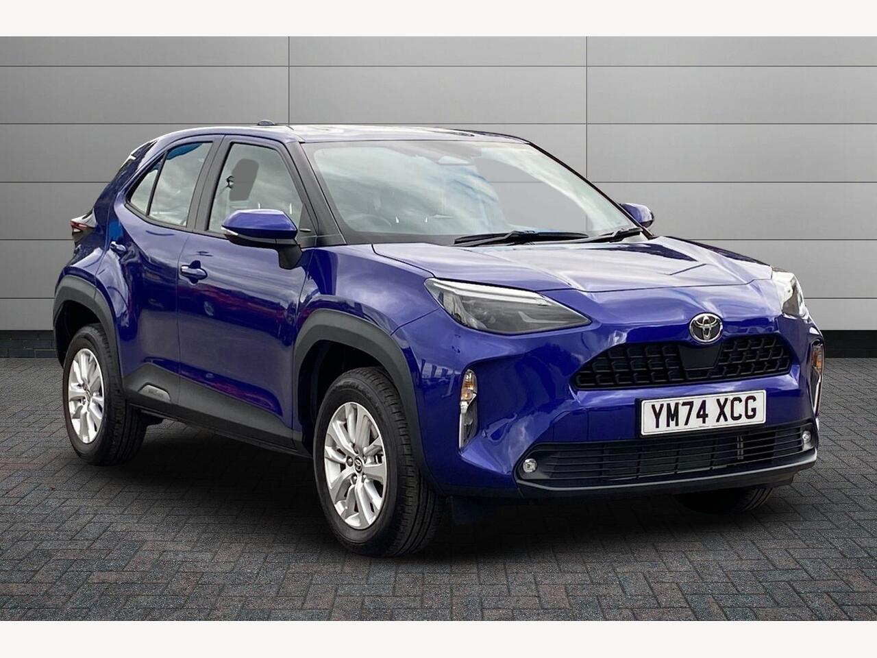 Main listing image - Toyota Yaris Cross